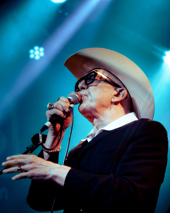 Alabama 3 performing at The 1865, Southampton — concert photograph 6
