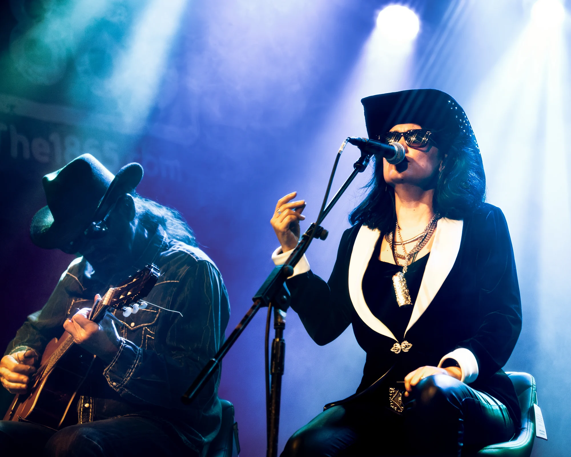 Alabama 3 acoustic performance at The 1865, Southampton