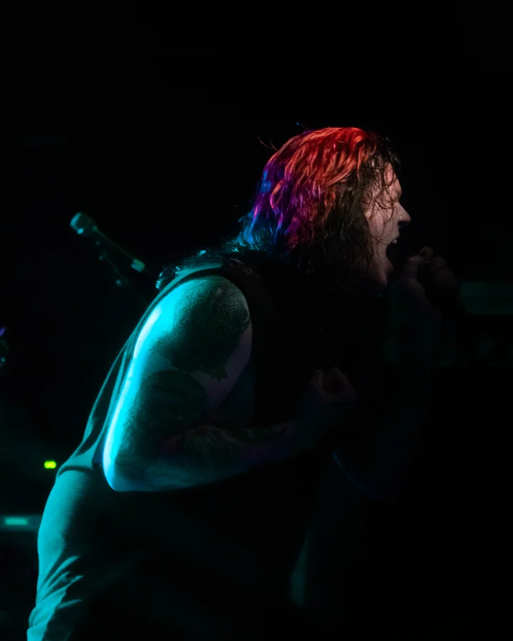 Halloran performing at Face Bar, Reading — concert photograph 4