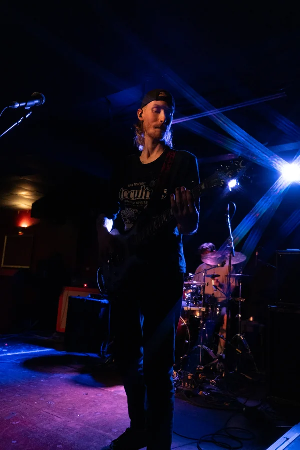 Halloran performing at Face Bar, Reading — concert photograph 8